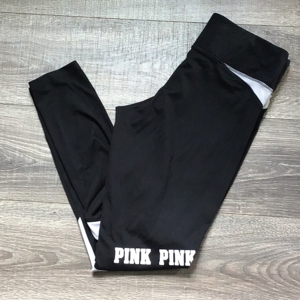 VS Pink yoga